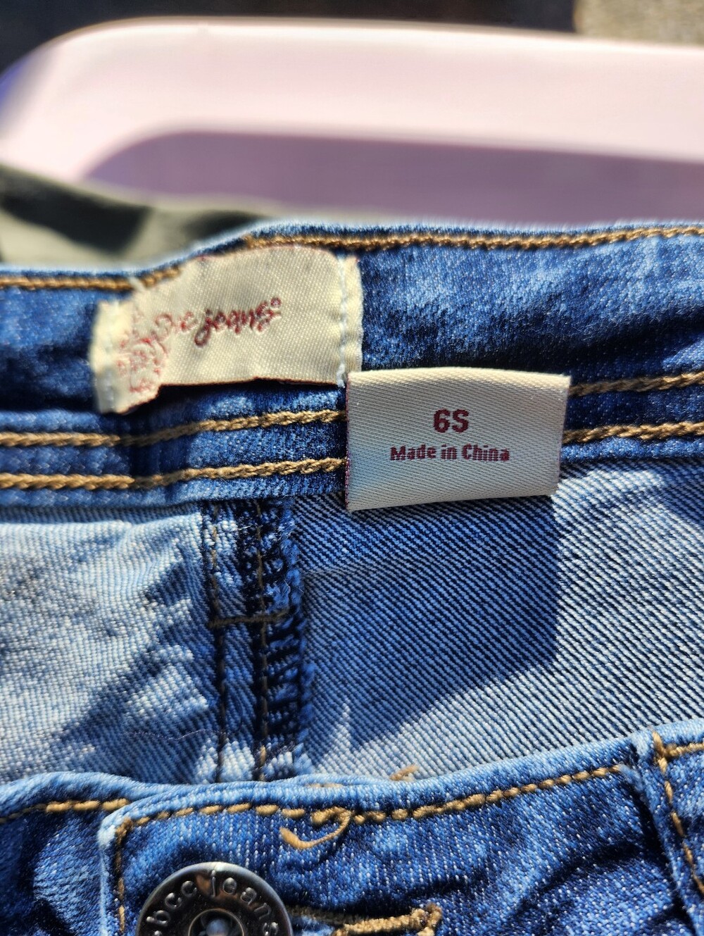 Women’s Skinny Jeans in Medium Blue - Size 6S